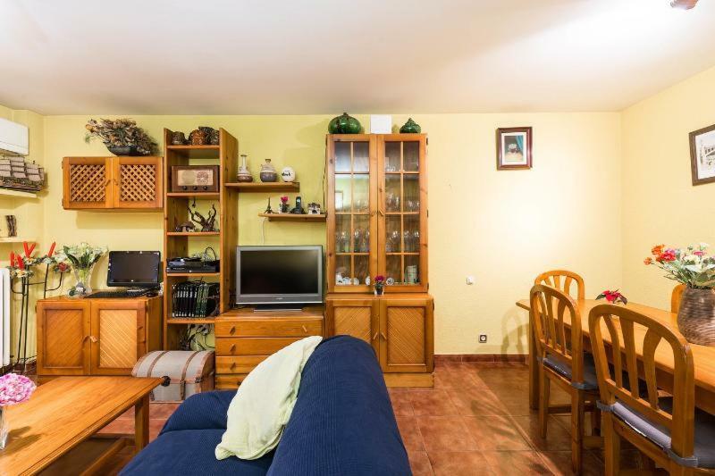 马德里Vivienda Familiar Con Jardin Junto A Ifema公寓 外观 照片